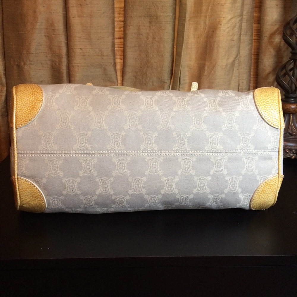 SOLD!!!! Celine Pale Blue Canvas w/Light Yellow Trim/Handle - Picture 6 of 15